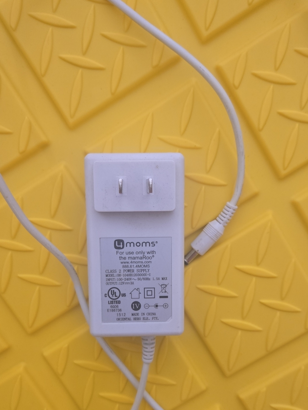 White Power Adapter Charger for 4moms